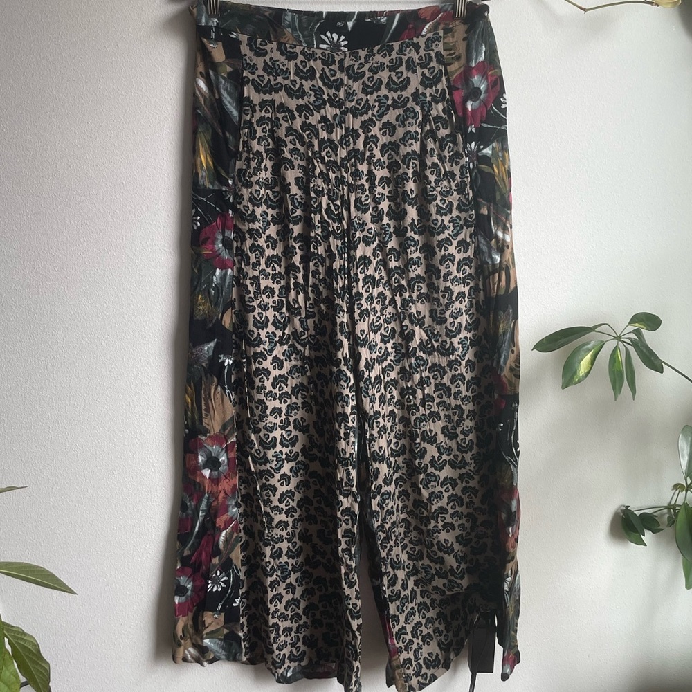 Free People Floral Flow Yoga Pants